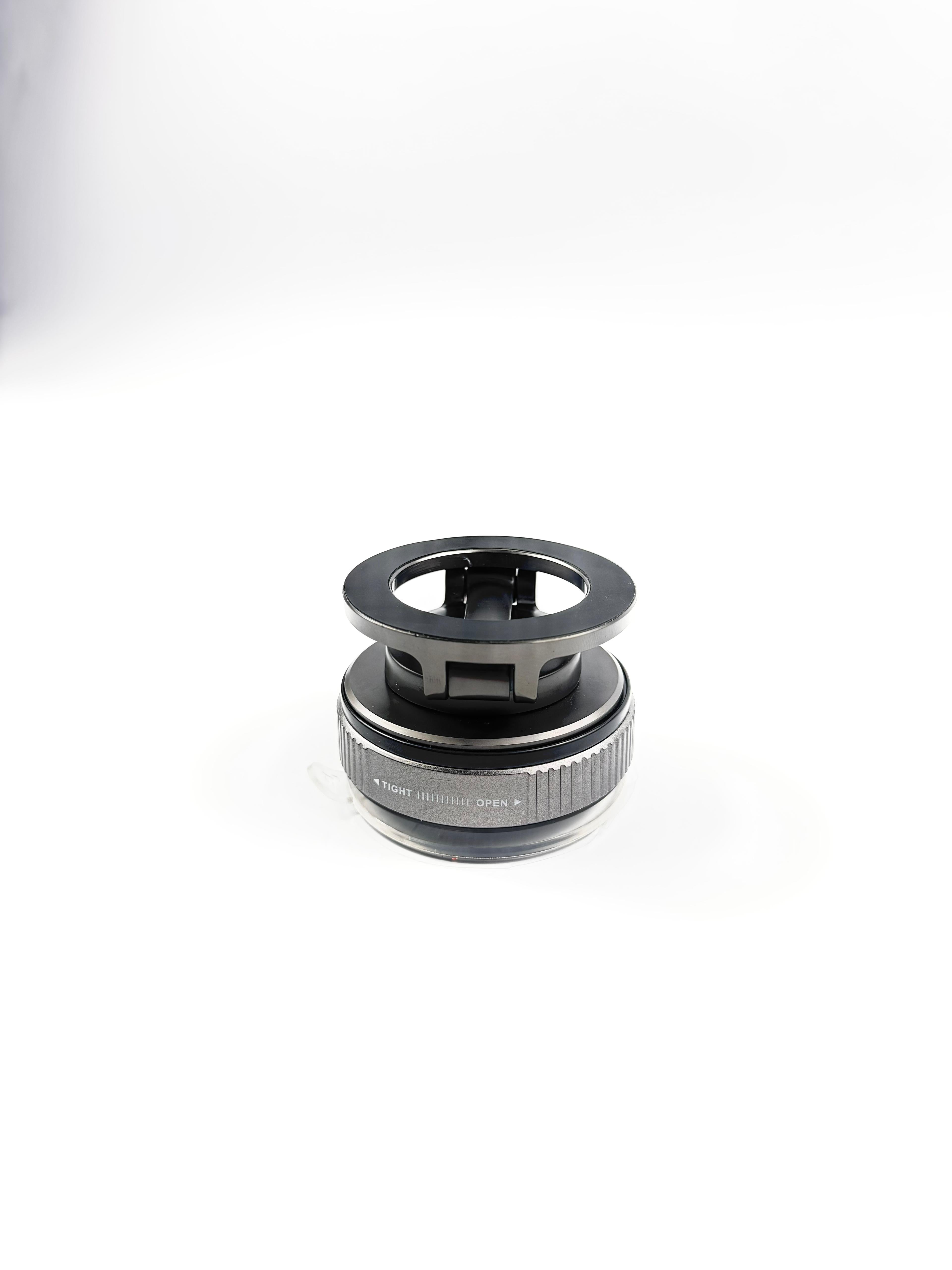 حامل هاتف Magvortex Flex من ليزل بالشفط المغناطيسي والفراغي | أسود حامل هاتف Magvortex Flex من ليزل بالشفط المغناطيسي والفراغي | أسود